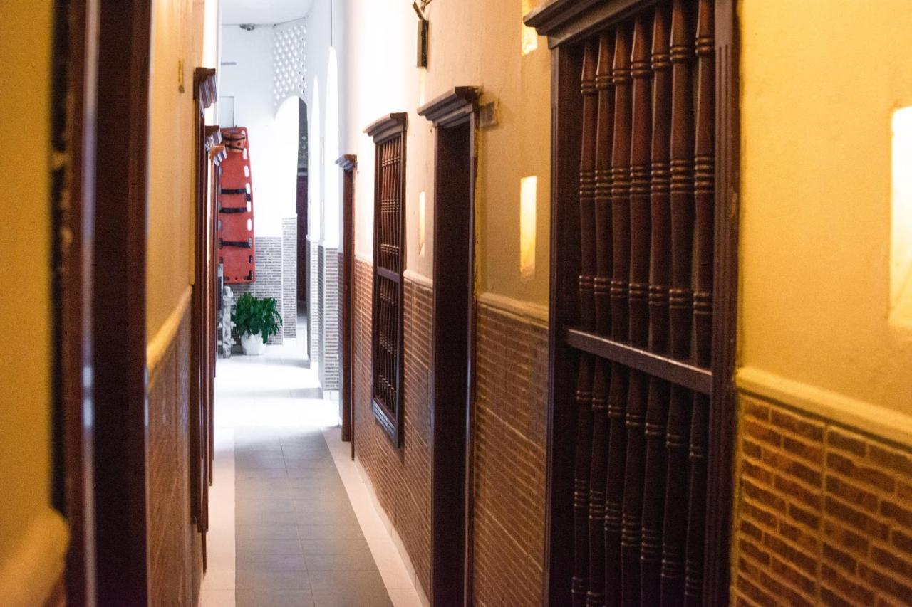 Hotel Mangata Картахена Экстерьер фото