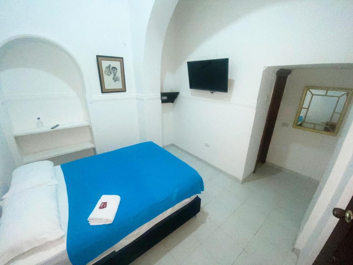 Hotel Mangata Картахена Экстерьер фото