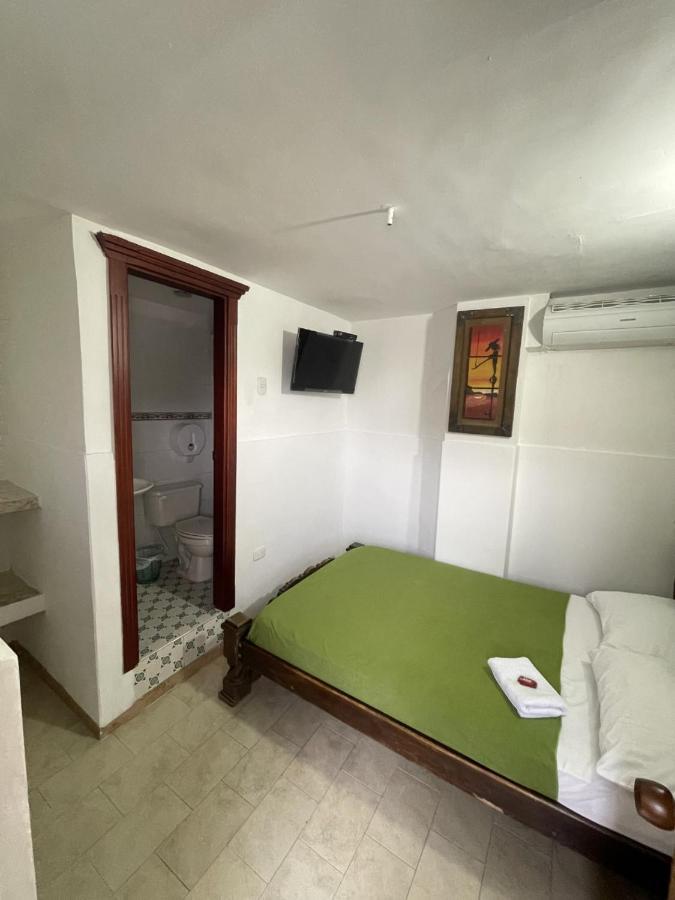 Hotel Mangata Картахена Экстерьер фото