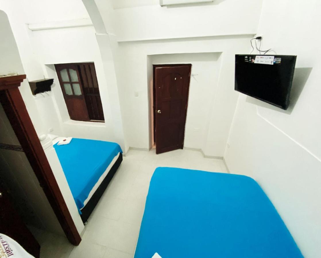 Hotel Mangata Картахена Экстерьер фото