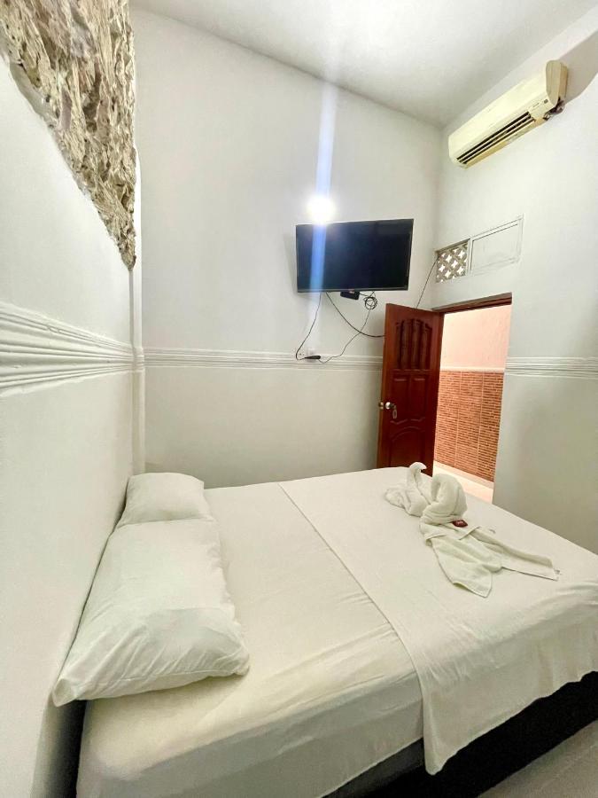 Hotel Mangata Картахена Экстерьер фото