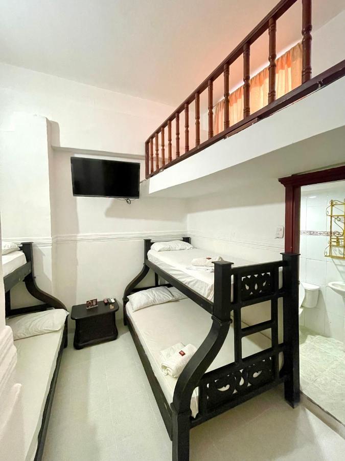 Hotel Mangata Картахена Экстерьер фото