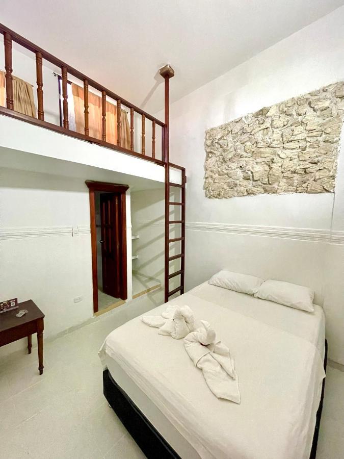 Hotel Mangata Картахена Экстерьер фото